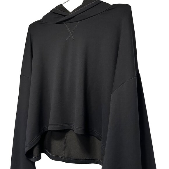 CROPPED ATHLETIC HOODIE - brand unkown - EUC - XL - black - athleisure lounge - Picture 2 of 7